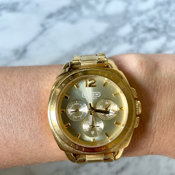 Coach Gold Watch - Picture 3 of 4